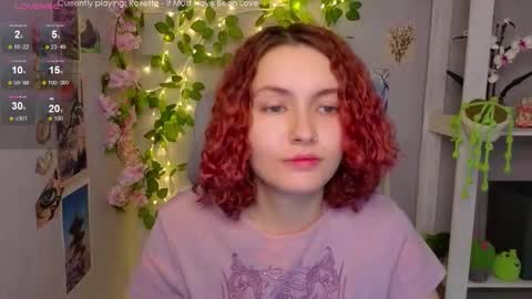 Snapshot of emily_lune chatting on February 18, 6:53 am Emily online show from February 18, 6:53 am