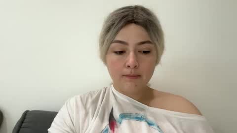 emily_morning_dew online show from September 30, 10:20 am