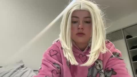 emily_morning_dew online show from January 13, 6:51 am