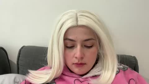 emily_morning_dew online show from January 15, 12:32 pm