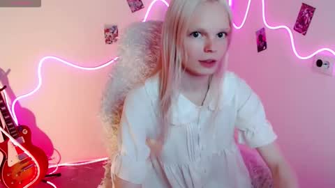 Lia online show from September 10, 5:24 pm