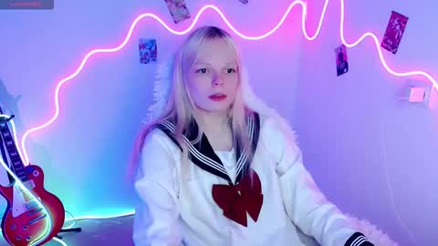 Lia online show from September 27, 10:15 pm