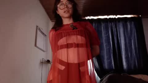 emily_pearl_ online show from December 22, 6:37 pm