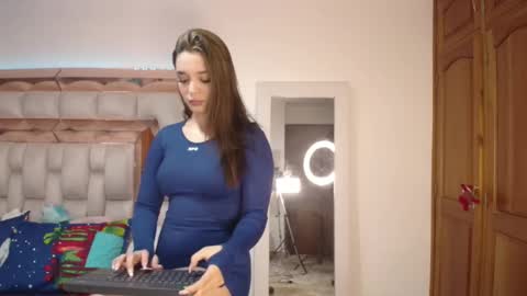 emily online show from November 27, 11:07 pm