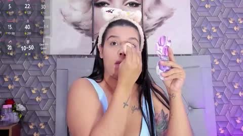 Emily online show from November 18, 3:12 am