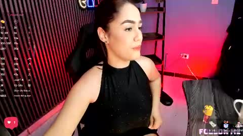 Emily  online show from July 1, 12:40 pm
