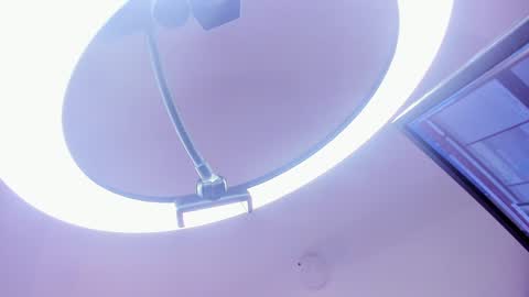 Snapshot of emily_roux chatting on December 7, 7:27 am  EMILY  online show from December 7, 7:27 am