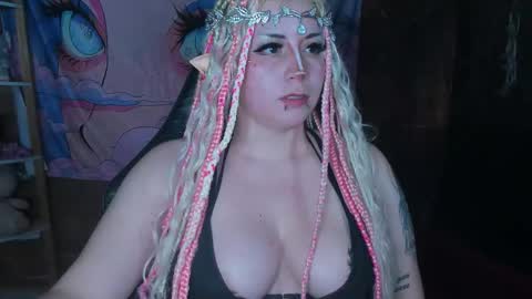 emily_salvatore online show from October 6, 9:12 pm