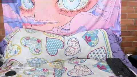 emily_salvatore online show from June 2, 6:43 pm