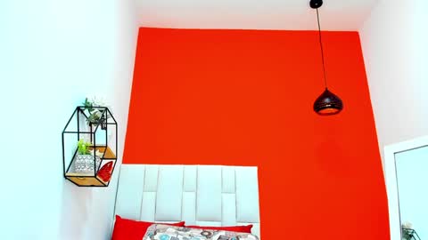 Snapshot of emily_sexy3 chatting on December 16, 3:00 pm Emily online show from December 16, 3:00 pm