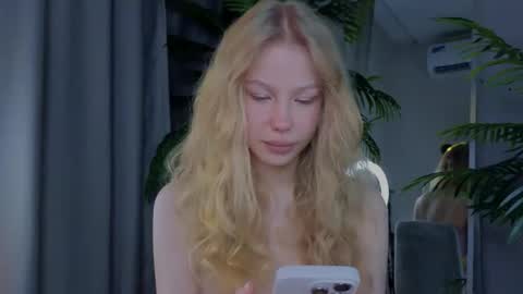 emily shepard online show from March 18, 3:20 am