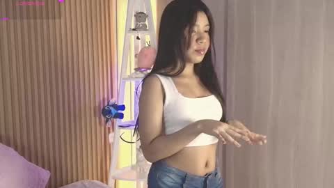 Emily online show from March 26, 12:22 pm