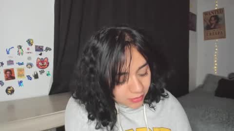 Snapshot of emily_vader chatting on January 30, 4:37 am emily_vader online show from January 30, 4:37 am