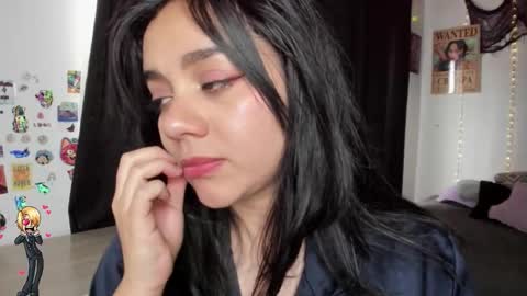 Snapshot of emily_vader chatting on November 13, 4:06 pm emily_vader online show from November 13, 4:06 pm