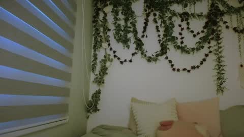 Emily Alexa online show from June 7, 10:08 am