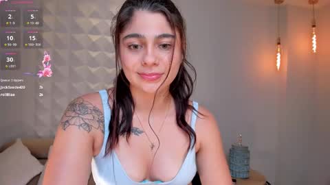 Emily Armstrong online show from December 7, 6:26 pm