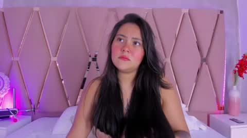 Snapshot of emilyblack_1 chatting on July 9, 1:53 am Emily online show from July 9, 1:53 am