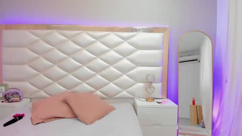 Sweet Emily online show from March 20, 9:52 pm