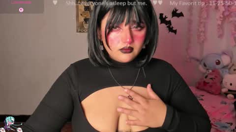 Snapshot of emilycollei chatting on October 22, 2:34 am Emily online show from October 22, 2:34 am