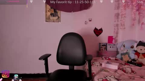 Emily online show from November 21, 3:27 am