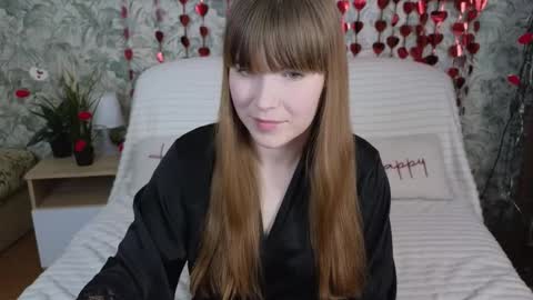 Snapshot of emilycuper chatting on February 20, 2:06 pm Emily online show from February 20, 2:06 pm