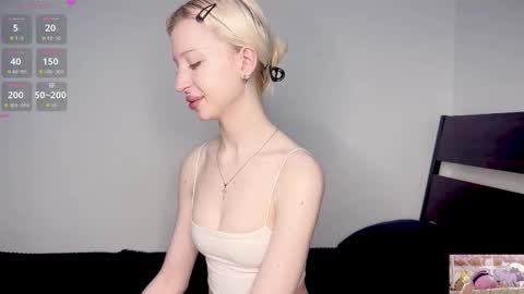 Emily online show from February 27, 7:25 pm