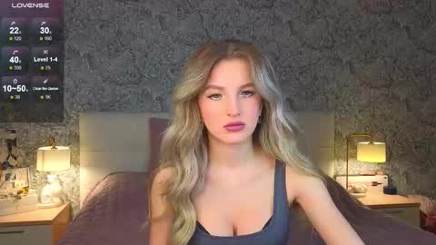 emilydancee online show from February 17, 4:35 pm