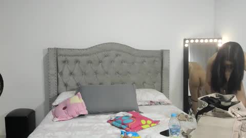 Camila online show from November 12, 6:08 pm