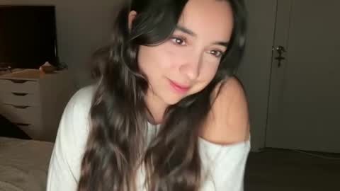 emilyfawn online show from November 11, 4:12 am