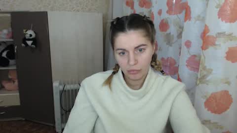 emilyfork online show from December 24, 2:01 pm