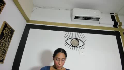 Emily online show from September 28, 11:26 am