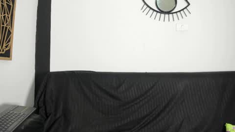 Emily online show from April 8, 11:21 am