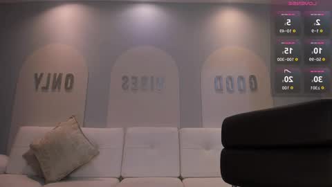 Emily online show from November 12, 3:40 am