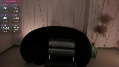 Emily online show from November 22, 1:26 am