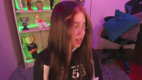 VALEEEN online show from January 4, 7:02 pm