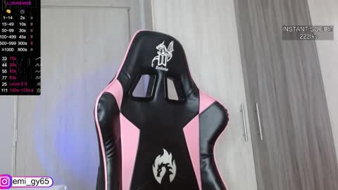 Emilyn online show from February 13, 3:52 pm