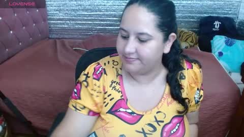 emily nessa online show from May 6, 2:33 pm