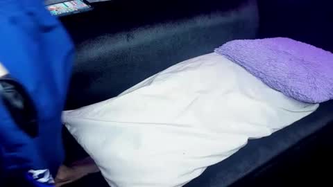 EmilyPacho  online show from November 29, 3:15 pm