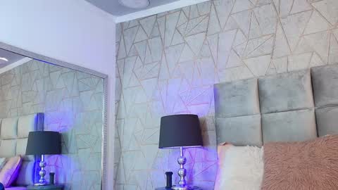 My IG - EmilyParker   online show from April 22, 2:51 pm