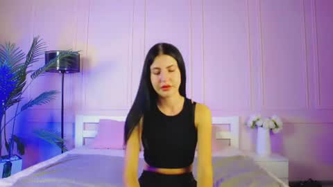 Snapshot of emilyramsey chatting on July 9, 3:49 pm Emily online show from July 9, 3:49 pm