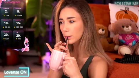 Emily online show from November 7, 4:23 am