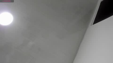 Snapshot of emilyrosee1 chatting on November 1, 11:07 pm online show from November 1, 11:07 pm