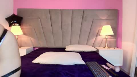 emily online show from January 13, 8:58 pm