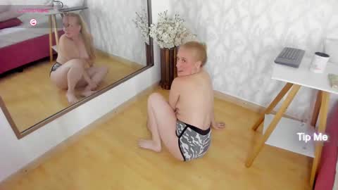 Summer 3 online show from December 26, 2:33 am