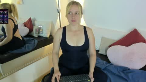 Summer 3 online show from May 24, 3:50 pm