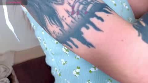 Emily wish-list  online show from February 8, 6:17 am