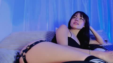    online show from March 20, 11:53 pm