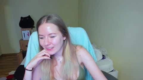 Emily online show from March 8, 10:54 am