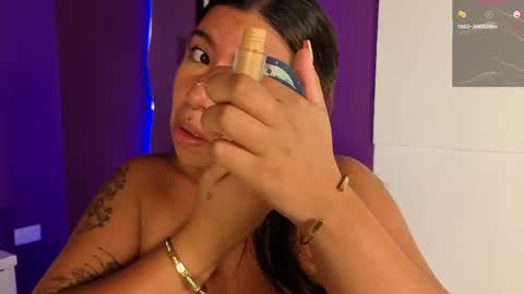 emilyy_cooperr online show from May 29, 12:14 pm
