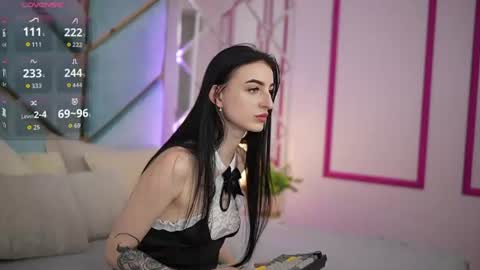 emilyymoon online show from July 4, 6:08 am